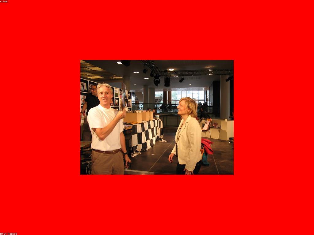 អត្ថិភាពនៃល្បែងល្បីលើសង្គម